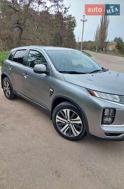 Позашляховик / Кросовер Mitsubishi Outlander Sport 2021 в Кропивницькому