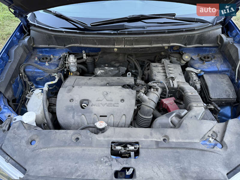 Внедорожник / Кроссовер Mitsubishi Outlander Sport 2017 в Киеве фото 30 Внедорожник / Кроссовер Mitsubishi Outlander Sport 2017 в Киеве