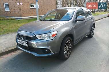 Позашляховик / Кросовер Mitsubishi Outlander Sport 2019 в Запоріжжі