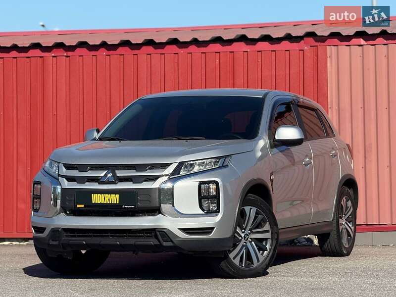 Mitsubishi Outlander Sport 2019