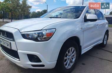 Позашляховик / Кросовер Mitsubishi Outlander Sport 2012 в Дніпрі