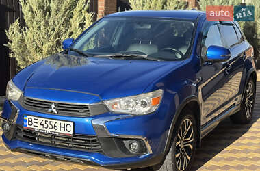 Позашляховик / Кросовер Mitsubishi Outlander Sport 2017 в Миколаєві