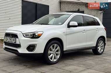 Позашляховик / Кросовер Mitsubishi Outlander Sport 2013 в Смілі