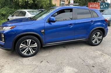Позашляховик / Кросовер Mitsubishi Outlander Sport 2019 в Львові