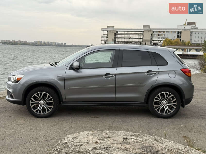 Позашляховик / Кросовер Mitsubishi Outlander Sport 2016 в Дніпрі фото 8 Позашляховик / Кросовер Mitsubishi Outlander Sport 2016 в Дніпрі