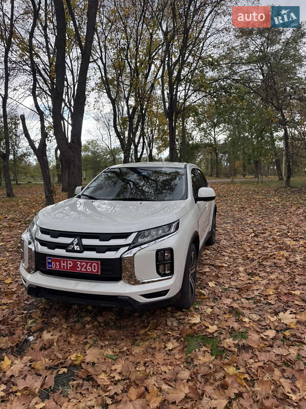 Позашляховик / Кросовер Mitsubishi Outlander Sport 2019 в Кропивницькому