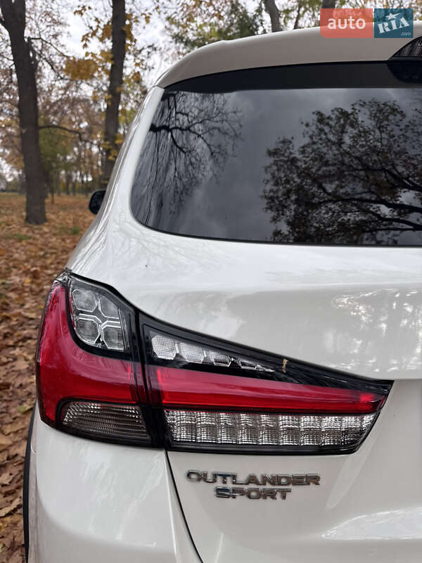 Позашляховик / Кросовер Mitsubishi Outlander Sport 2019 в Кропивницькому