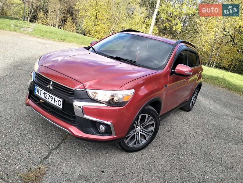 Внедорожник / Кроссовер Mitsubishi Outlander Sport 2016 в Бурштыне