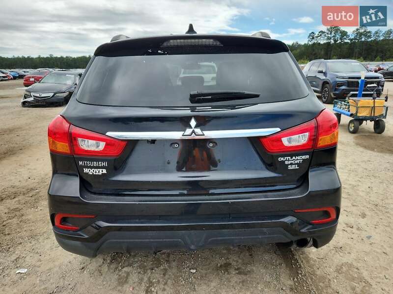 Внедорожник / Кроссовер Mitsubishi Outlander Sport 2018 в Тернополе