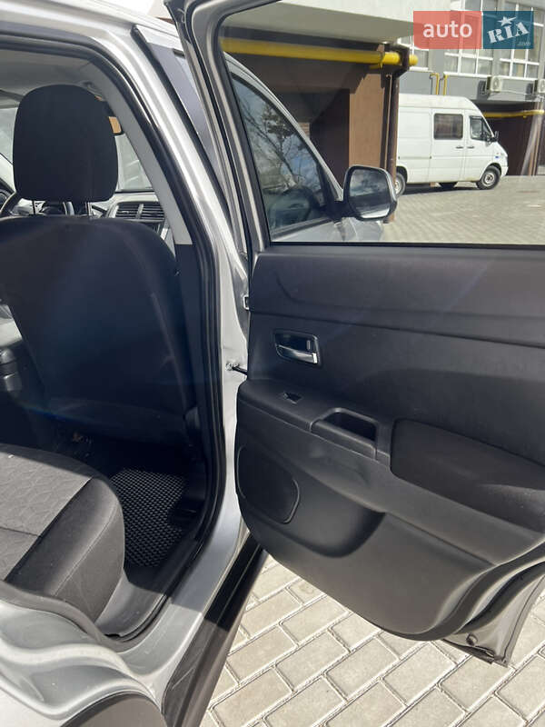 Внедорожник / Кроссовер Mitsubishi Outlander Sport 2021 в Ивано-Франковске фото 15 Внедорожник / Кроссовер Mitsubishi Outlander Sport 2021 в Ивано-Франковске