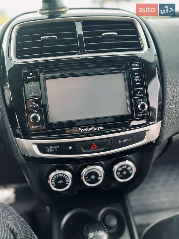 Внедорожник / Кроссовер Mitsubishi Outlander Sport 2016 в Киеве фото 24 Внедорожник / Кроссовер Mitsubishi Outlander Sport 2016 в Киеве