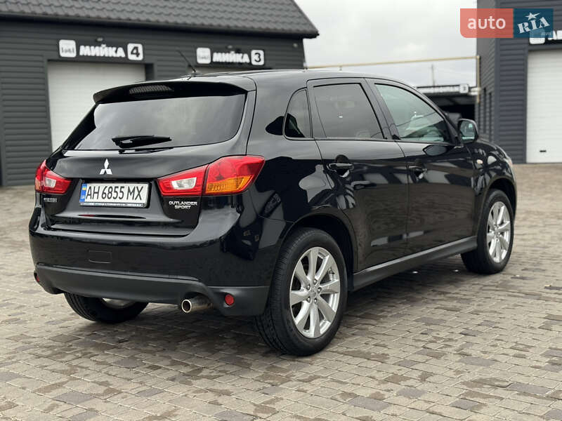 Внедорожник / Кроссовер Mitsubishi Outlander Sport 2015 в Киеве фото 5 Внедорожник / Кроссовер Mitsubishi Outlander Sport 2015 в Киеве