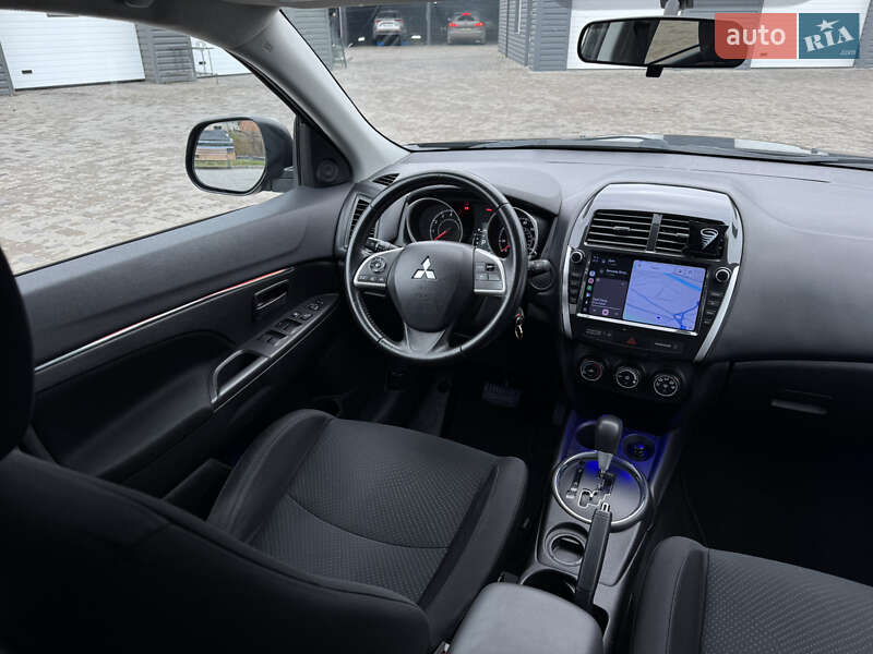 Внедорожник / Кроссовер Mitsubishi Outlander Sport 2015 в Киеве фото 13 Внедорожник / Кроссовер Mitsubishi Outlander Sport 2015 в Киеве