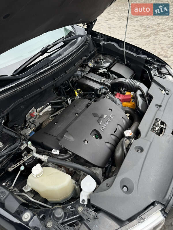 Внедорожник / Кроссовер Mitsubishi Outlander Sport 2015 в Киеве фото 25 Внедорожник / Кроссовер Mitsubishi Outlander Sport 2015 в Киеве