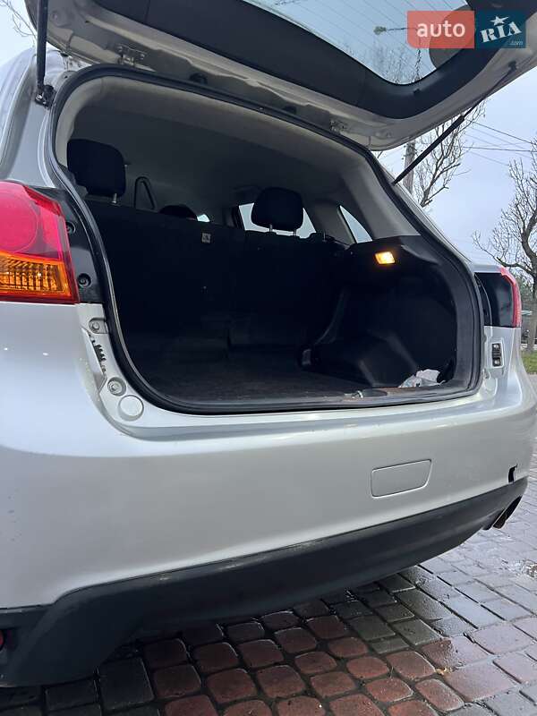 Внедорожник / Кроссовер Mitsubishi Outlander Sport 2014 в Ивано-Франковске