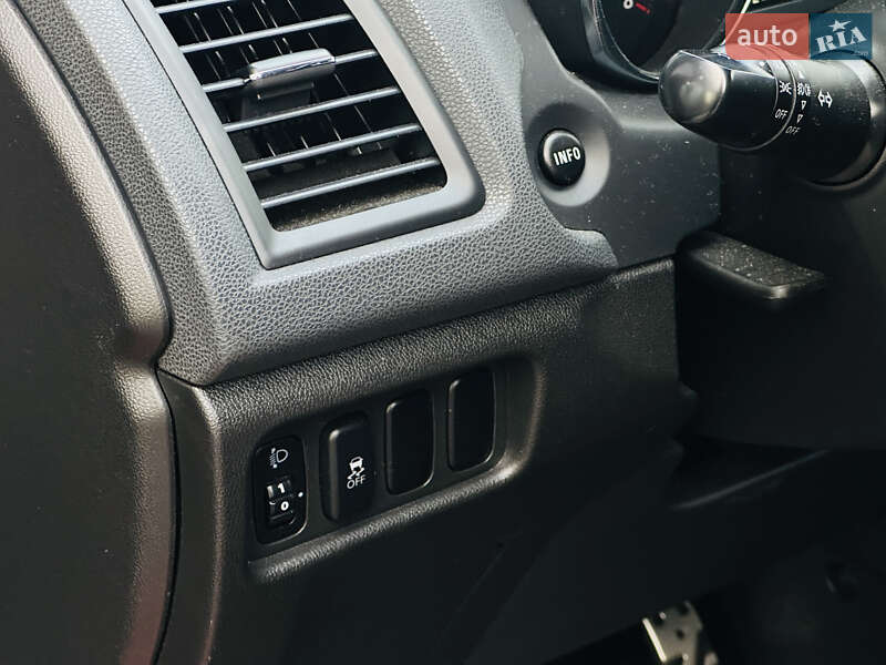 Внедорожник / Кроссовер Mitsubishi Outlander Sport 2017 в Харькове фото 15 Внедорожник / Кроссовер Mitsubishi Outlander Sport 2017 в Харькове