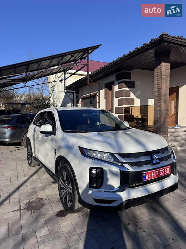 Позашляховик / Кросовер Mitsubishi Outlander Sport 2019 в Кропивницькому
