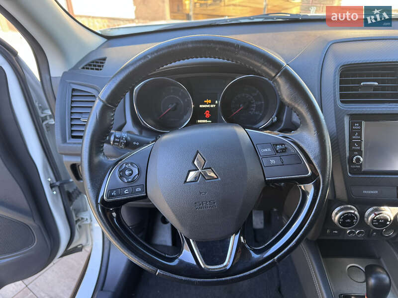 Позашляховик / Кросовер Mitsubishi Outlander Sport 2019 в Кропивницькому