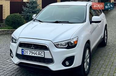 Позашляховик / Кросовер Mitsubishi Outlander Sport 2015 в Умані