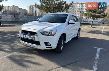 Внедорожник / Кроссовер Mitsubishi Outlander Sport 2012 в Николаеве