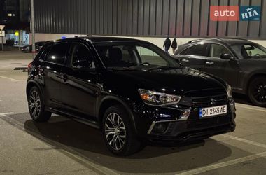 Позашляховик / Кросовер Mitsubishi Outlander Sport 2018 в Дніпрі