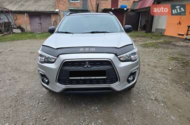 Внедорожник / Кроссовер Mitsubishi Outlander Sport 2013 в Виннице