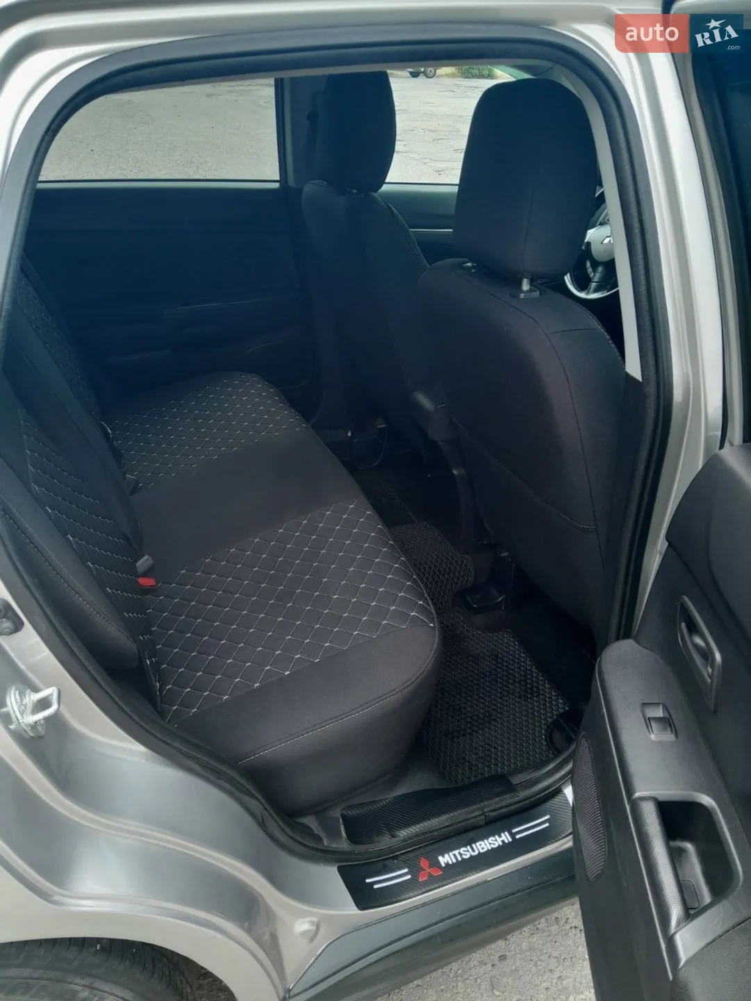 2012 Mitsubishi Outlander - мініатюра 2