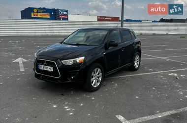 Внедорожник / Кроссовер Mitsubishi Outlander Sport 2015 в Львове