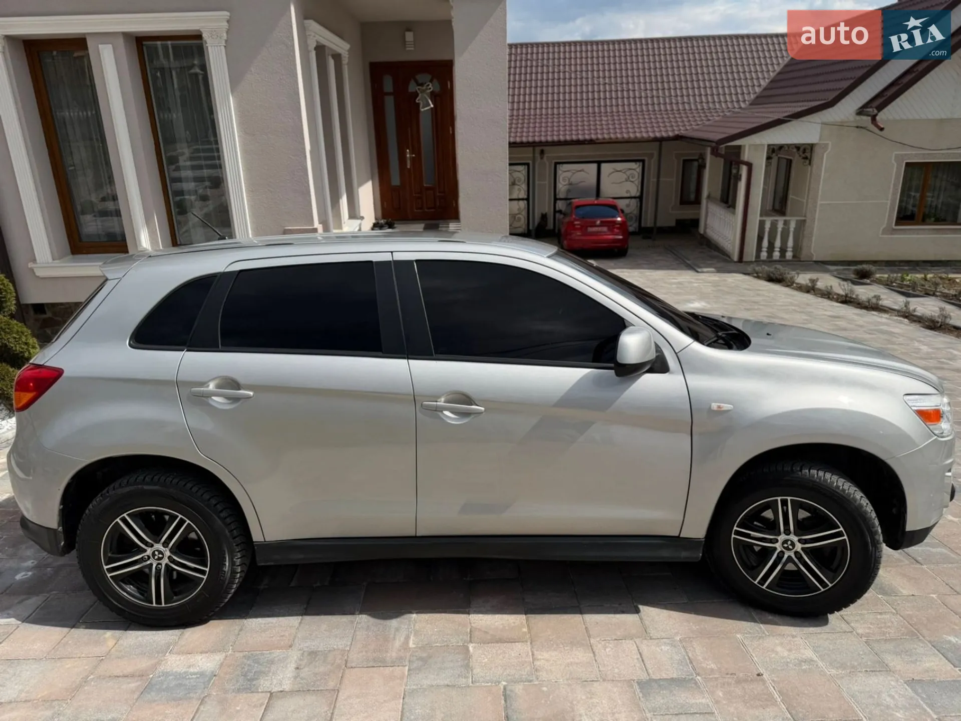 2013 Mitsubishi Outlander - мініатюра 14