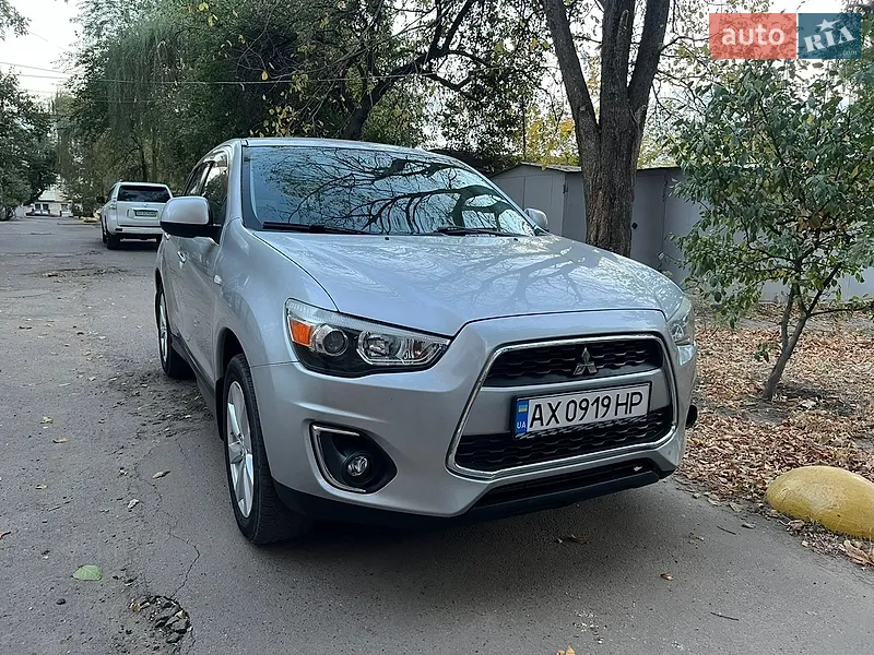 Mitsubishi Outlander Sport