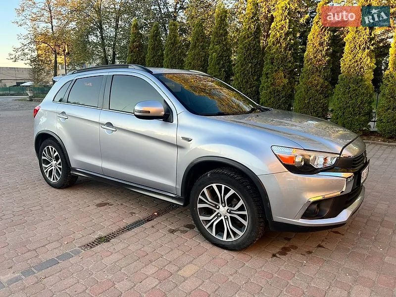 Mitsubishi Outlander Sport