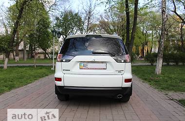 Внедорожник / Кроссовер Mitsubishi Outlander XL 2011 в Днепре