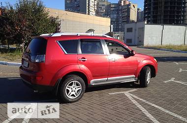 Внедорожник / Кроссовер Mitsubishi Outlander XL 2008 в Киеве