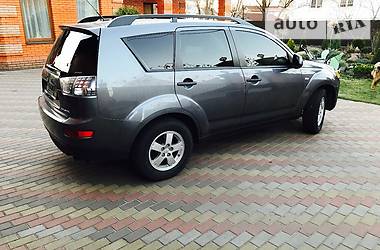 Внедорожник / Кроссовер Mitsubishi Outlander XL 2008 в Киеве