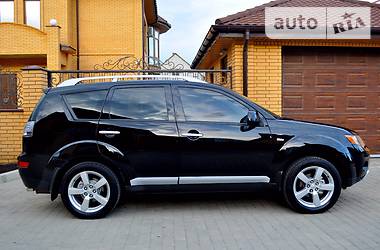 Внедорожник / Кроссовер Mitsubishi Outlander XL 2008 в Одессе