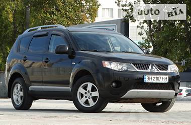 Внедорожник / Кроссовер Mitsubishi Outlander XL 2009 в Одессе