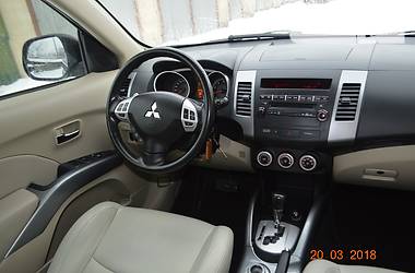 Внедорожник / Кроссовер Mitsubishi Outlander XL 2009 в Ивано-Франковске