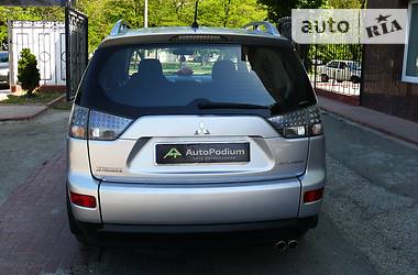 Позашляховик / Кросовер Mitsubishi Outlander XL 2007 в Миколаєві