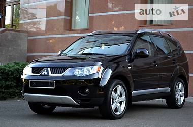 Внедорожник / Кроссовер Mitsubishi Outlander XL 2008 в Одессе