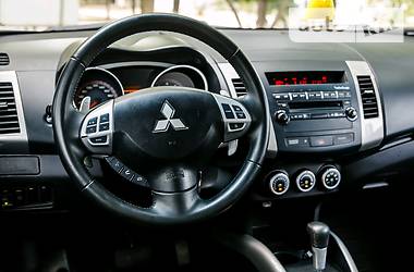 Внедорожник / Кроссовер Mitsubishi Outlander XL 2009 в Днепре