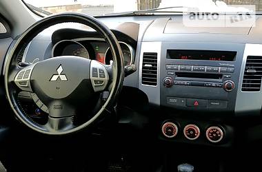 Внедорожник / Кроссовер Mitsubishi Outlander XL 2008 в Днепре