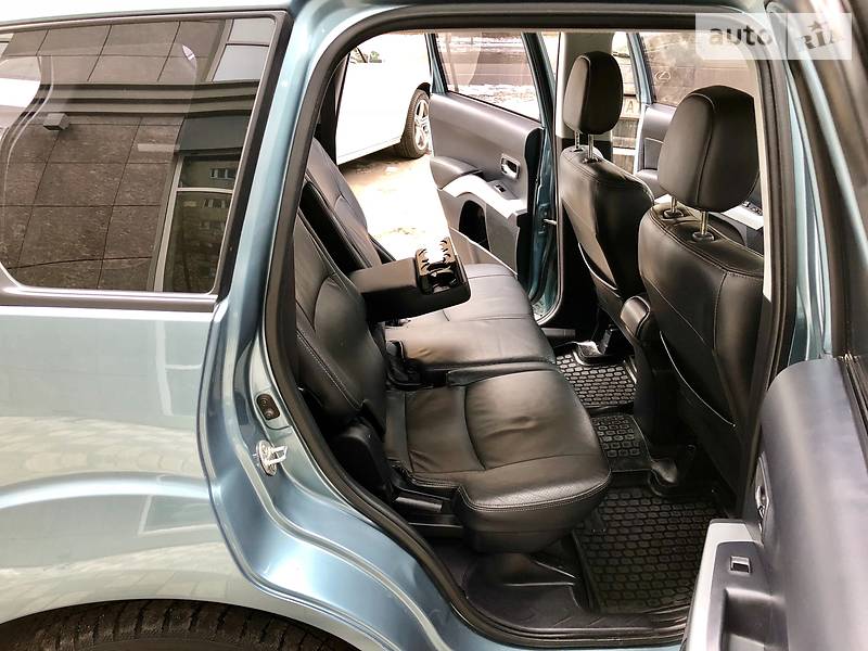 Внедорожник / Кроссовер Mitsubishi Outlander XL 2008 в Киеве