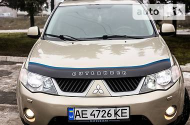 Внедорожник / Кроссовер Mitsubishi Outlander XL 2008 в Днепре