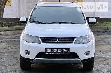 Позашляховик / Кросовер Mitsubishi Outlander XL 2008 в 