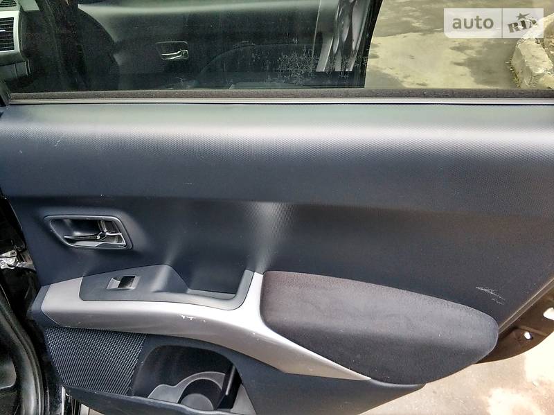 Позашляховик / Кросовер Mitsubishi Outlander XL 2008 в Вінниці фото 13 Позашляховик / Кросовер Mitsubishi Outlander XL 2008 в Вінниці