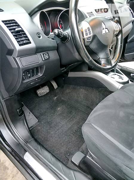Позашляховик / Кросовер Mitsubishi Outlander XL 2008 в Вінниці фото 18 Позашляховик / Кросовер Mitsubishi Outlander XL 2008 в Вінниці