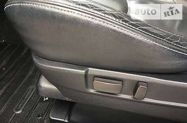 Позашляховик / Кросовер Mitsubishi Outlander XL 2010 в 