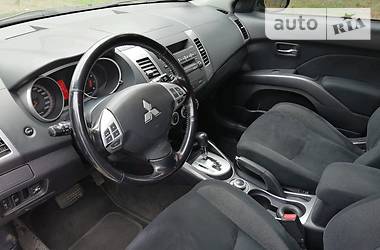 Позашляховик / Кросовер Mitsubishi Outlander XL 2008 в 
