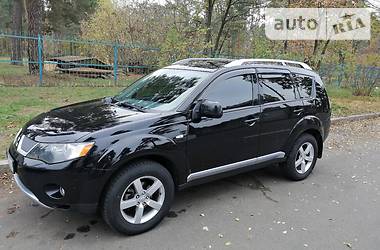Позашляховик / Кросовер Mitsubishi Outlander XL 2008 в 
