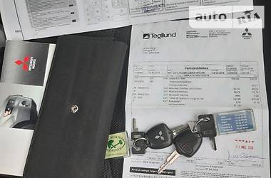 Внедорожник / Кроссовер Mitsubishi Outlander XL 2010 в 